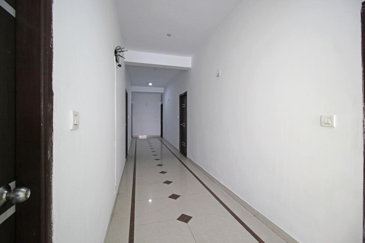 Oyo 7680 Park Lagoon Hotel Puri Bagian luar foto