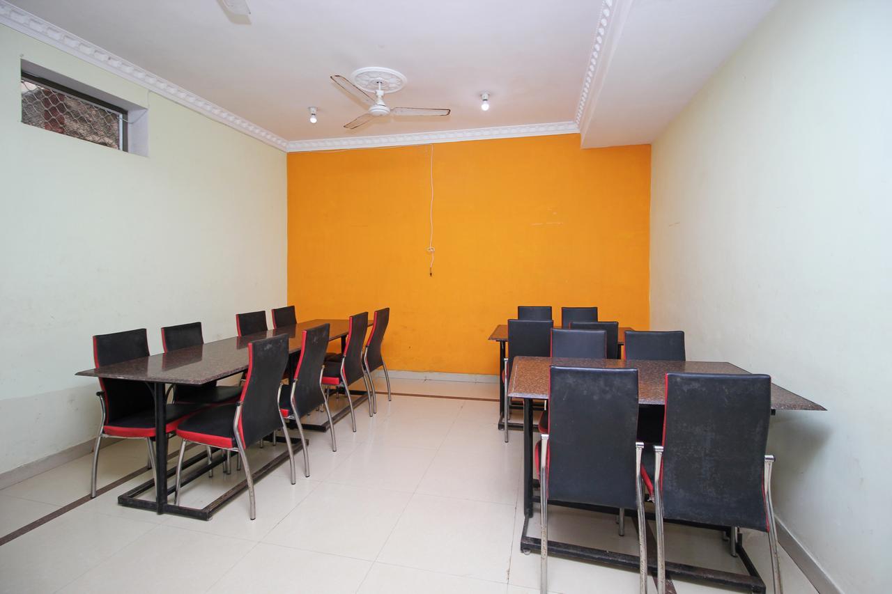 Oyo 7680 Park Lagoon Hotel Puri Bagian luar foto